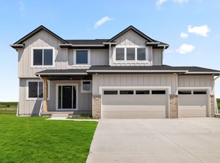512 NE 59th St, Ankeny, IA 50021