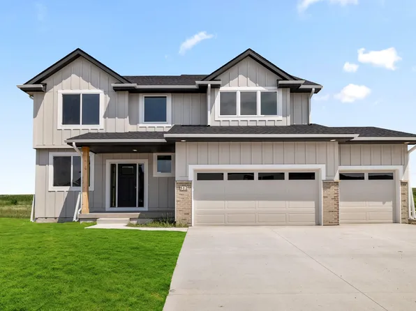 512 NE 59th St, Ankeny, IA 50021
