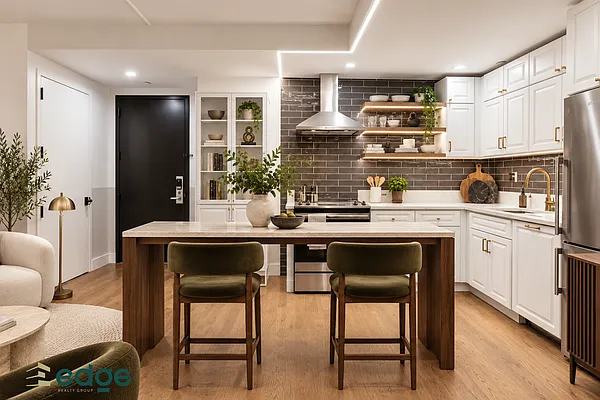 Kitchen, photo 1