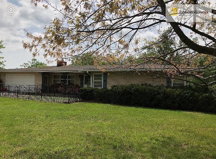 1st image of 20700 Tonganoxie Dr