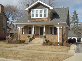 162 W Lincoln Ave #160, Libertyville, IL 60048