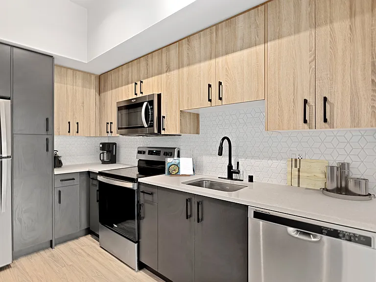 Radiate Apartments — Photo 6