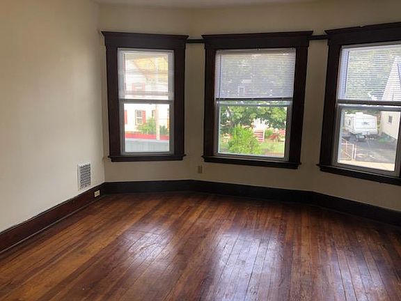 Master Bedroom1