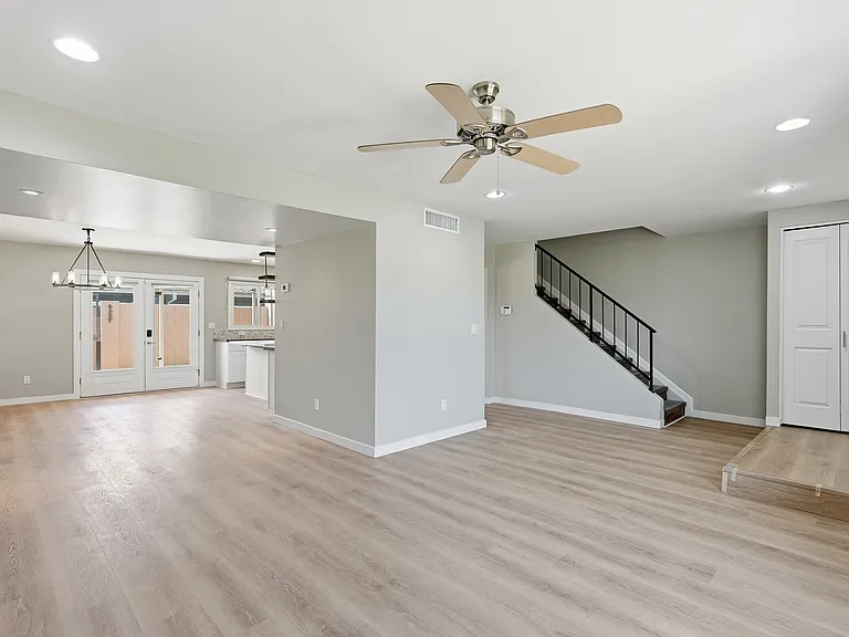 5069 N Granite Reef Rd — Photo 6