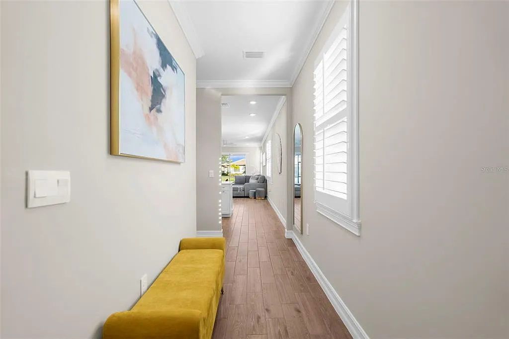 3 bed, 2.0 bath, 1614 sqft, $3,500 — Photo 4