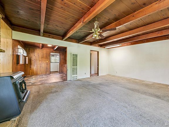 5th image of 1027 Truckee Dr