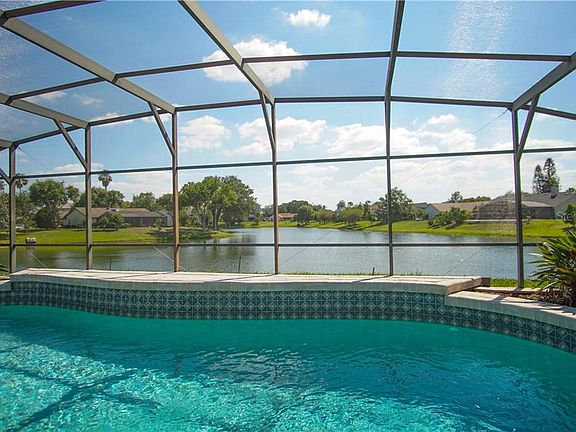 3rd image of 2937 Eagle Lake Dr
