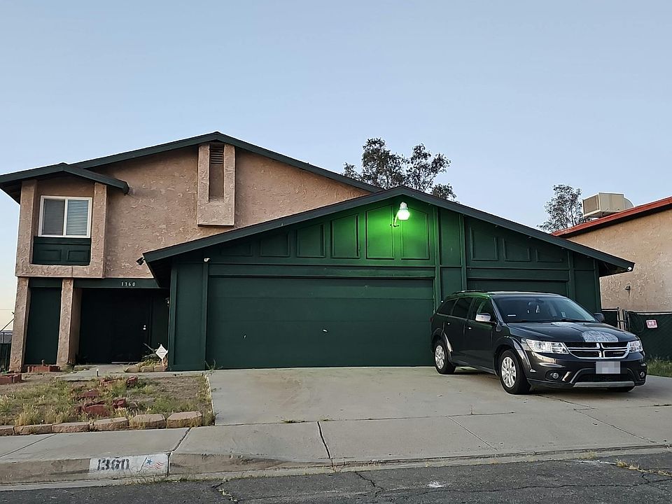 1st image of 1360 Tara St