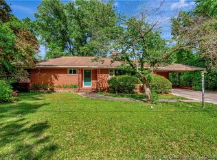 3825 Stone St, Hope Mills, NC 28348