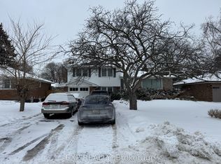 62 Southdale Dr, Markham, ON L3P1J8