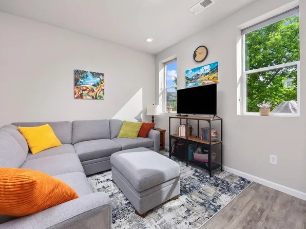 1116 Oak Cir, Lakewood, CO 80215