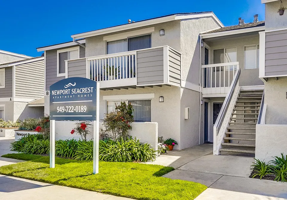 Newport Seacrest Apartments