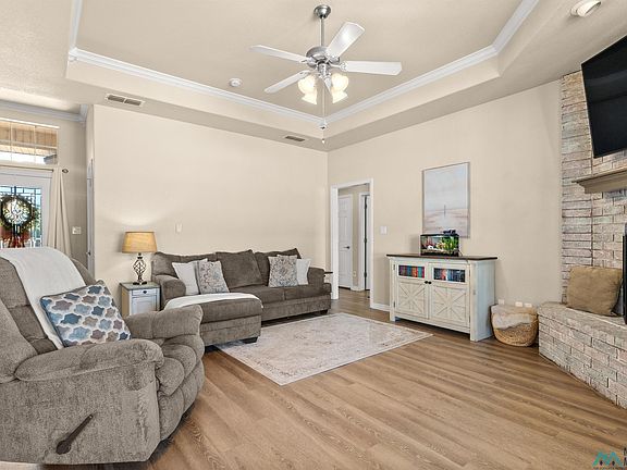 5th image of 2204 Enloe Dr