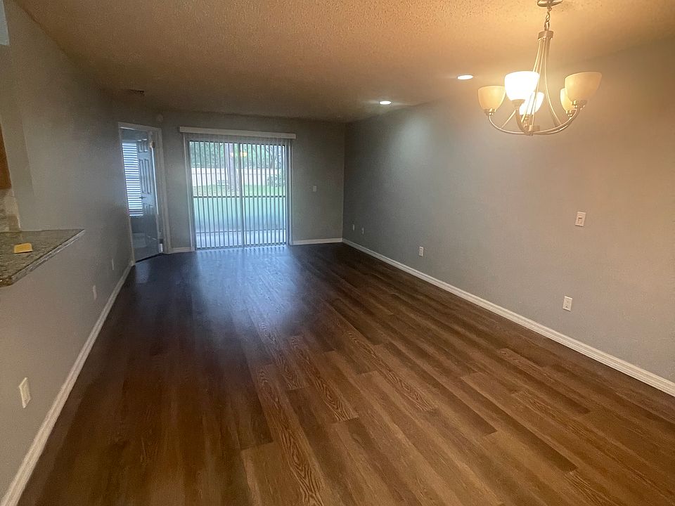 1st image of 7813 Sugar Brook Ct