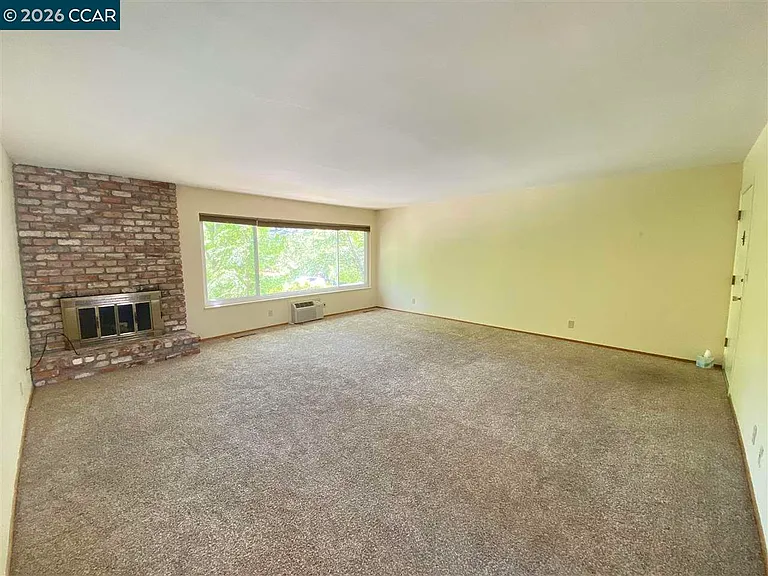 2145 Donald Dr #3 — Photo 7