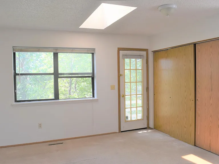2927 Broadway St #1 — Photo 11