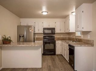 1077 W Fairwood Ct, Meridian, ID 83646