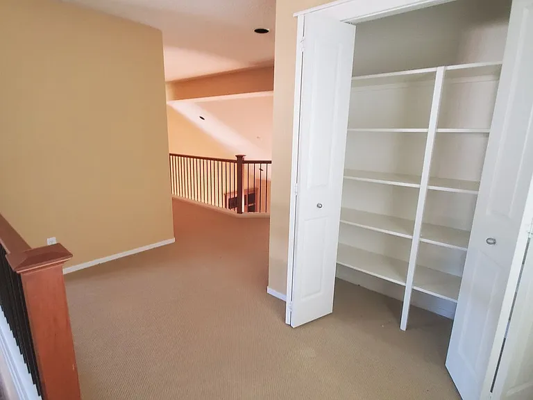 13614 NW Payne Dr — Photo 18
