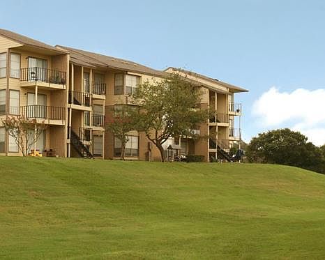 1st image of 1401 El Camino Real #B2