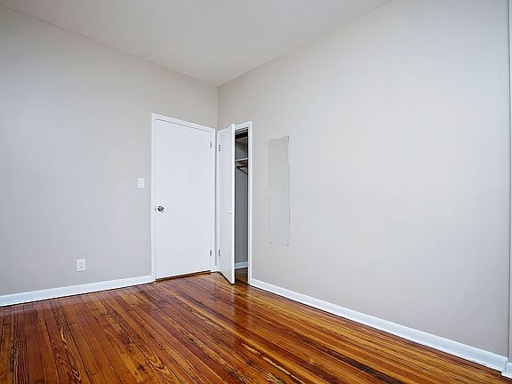3rd image of 180 Claremont Ave #6