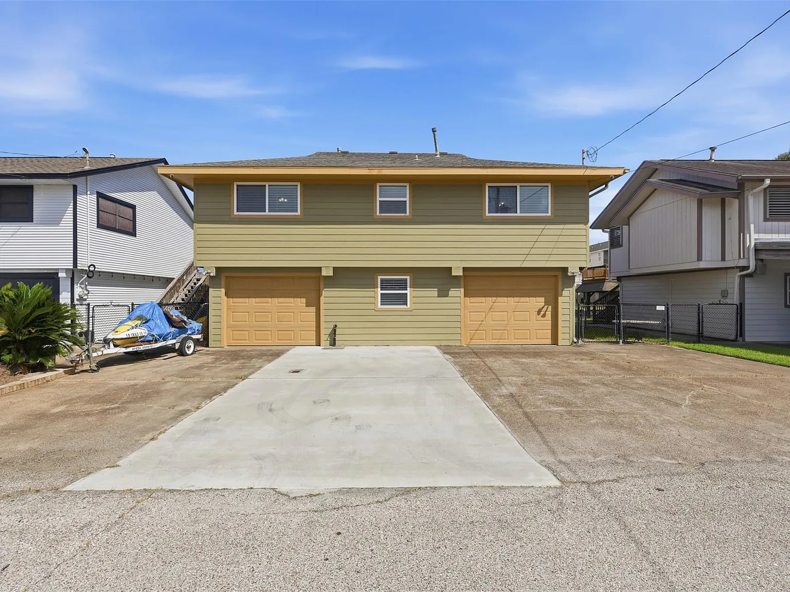 2 bed, 2.0 bath, 1672 sqft, $2,350 — Photo 2