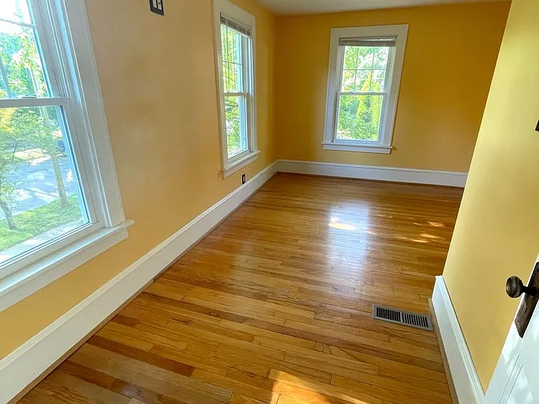 1404 E Park Pl — Photo 16
