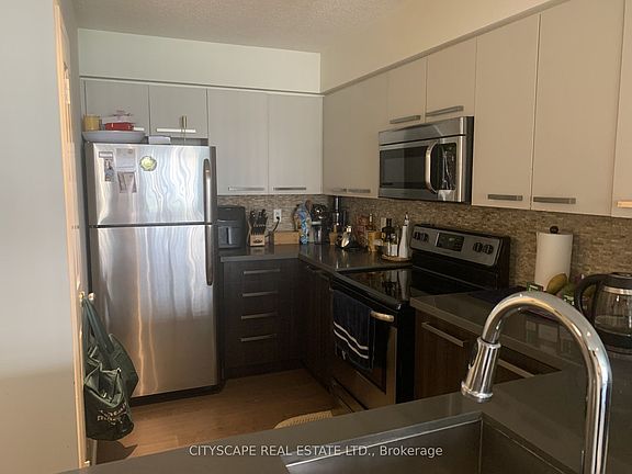 3rd image of 11 Saint Joseph St #1210