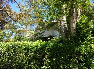 6105 20th Ave NW, Seattle, WA 98107
