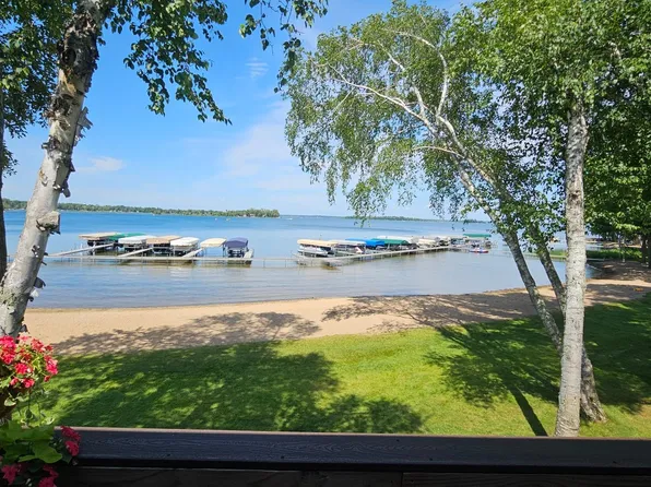 9212 Edgewater Cir S APT 208, Pequot Lakes, MN 56472