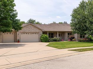 4 Timber Rdg, Rochester, IL 62563