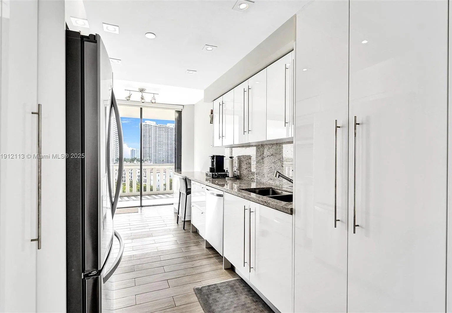 3000 Isl Blvd Williams Is — Photo 1