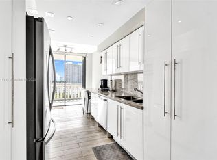 3000 Island Blvd APT 903, Aventura, FL 33160