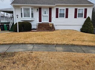 606 Sisalbed Ct, Capitol Heights, MD 20743