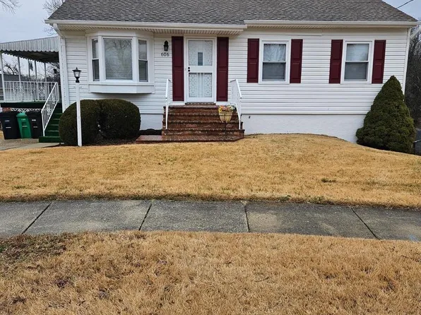 606 Sisalbed Ct, Capitol Heights, MD 20743