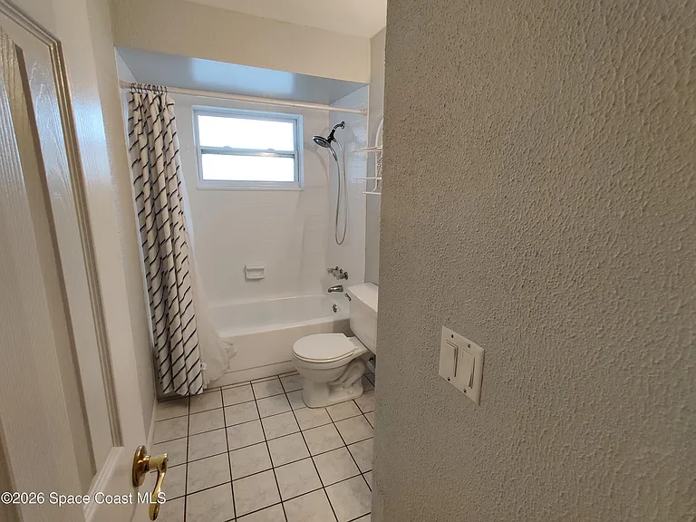 2330 Jason St — Photo 18