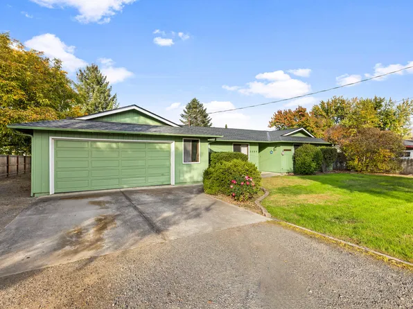 2060 Archer Dr, Medford, OR 97501