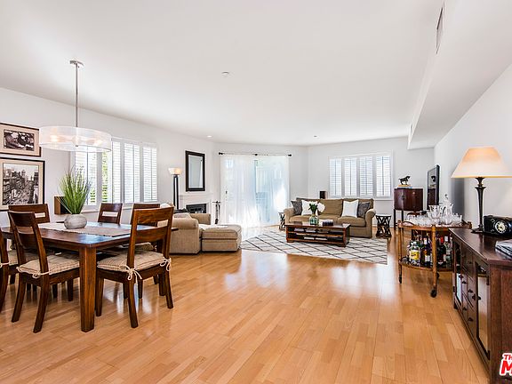 2nd image of 11921 Dorothy St APT 204