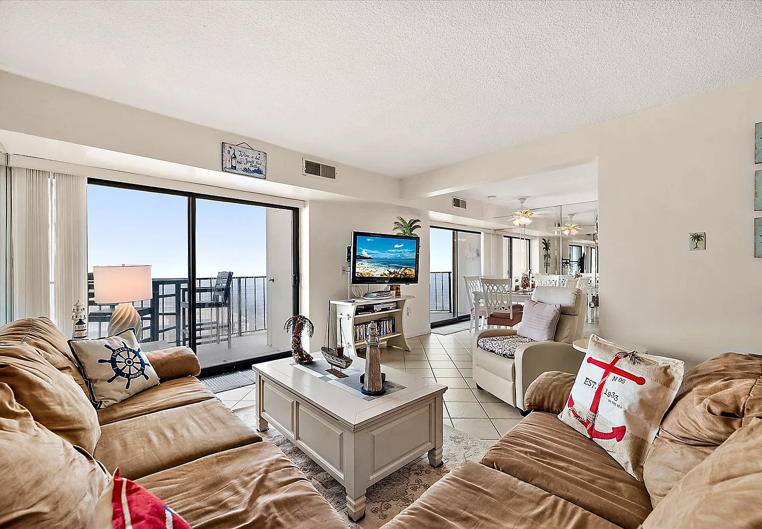 2 bed, 1078 sqft, $1,200 — Photo 2