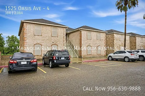 1525 Oasis Ave #4 Photo 1