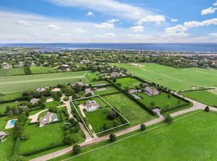 819 Halsey Ln, Bridgehampton, NY 11932