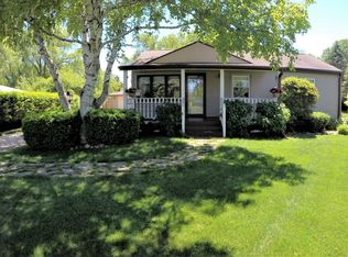 3247 E Puetz Rd, Oak Creek, WI 53154