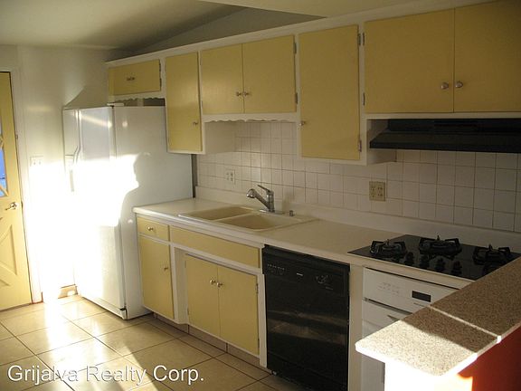 3rd image of 2116 W Calle Fortunado