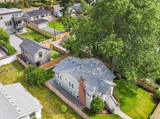 11040 1st Ave NW, Seattle, WA 98177