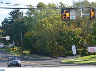 1233 S Broad St, Lansdale, PA 19446