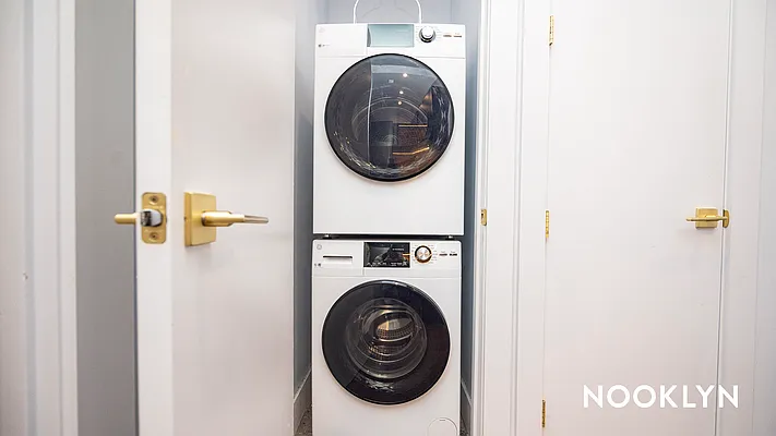 Rented by Nooklyn NYC LLC | media 14