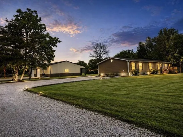 543 S 5th St, Wheeling, MO 64688