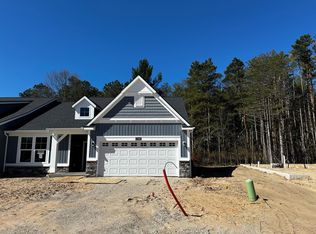 17391 Baltrusol Dr, Spring Lake, MI 49456