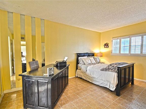 5th image of 6700 Escondido Dr APT A6