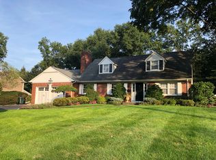300 W Stevens Ave, Wyckoff, NJ 07481
