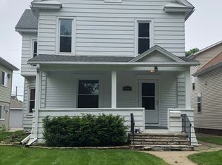 418 B Ave NW, Cedar Rapids, IA 52405